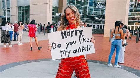 harry styles outfit inspo|The Best Harry Styles Concert Outfits Inspiration For。